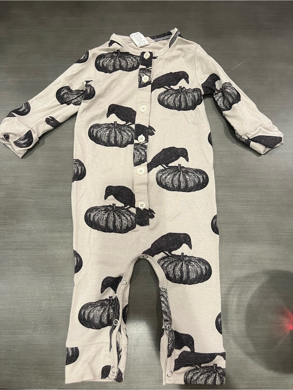 kate quinn l-sleeve button sport jumpsuit pumpkin crow | lenzing modal - 6-12m